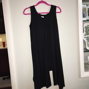 Cabi multi way short never worn